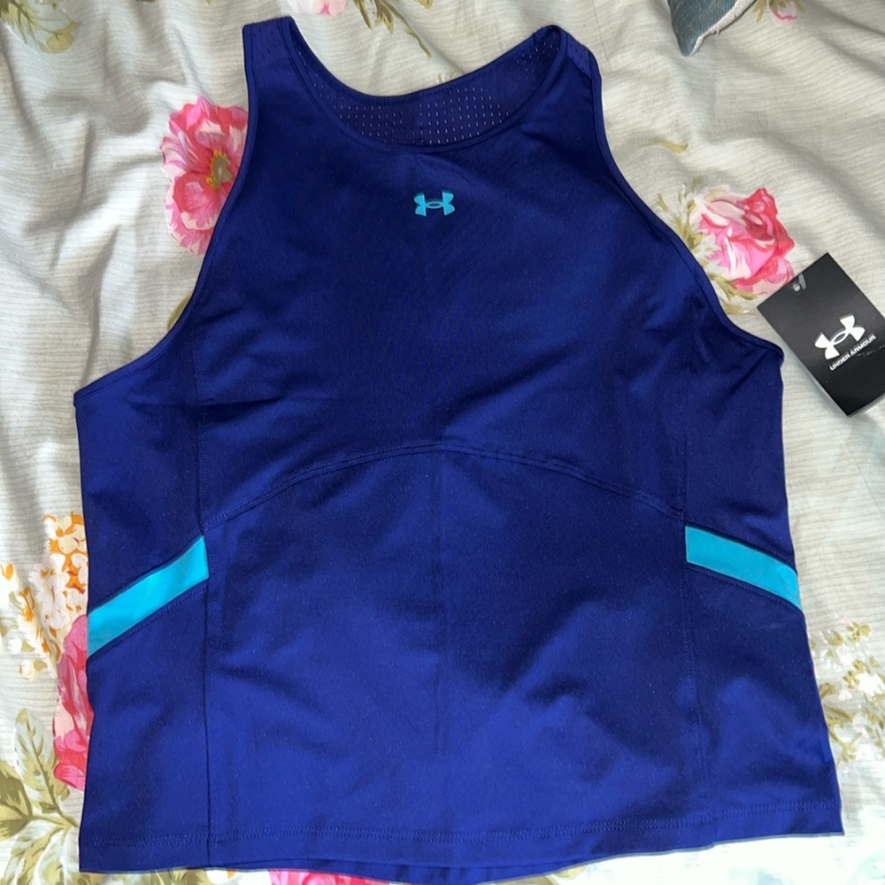 NWT UNDER ARMOUR FITTED MESH TANK